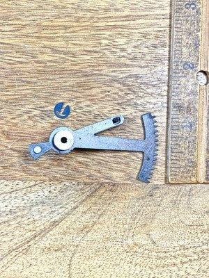 Ingersoll Clock Movement  Rack (See Pics To ID Movement) (KD3053)