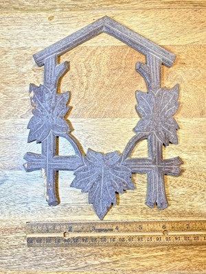 Wooden Cuckoo Clock Surround (Parts Or Repair) - Vintage Clock Parts LL5381