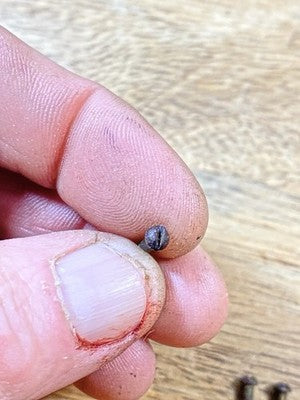 Clock Dial Pan Mounting Screws   (KD3240)