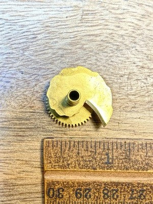 Hermle 1050-021 Clock Movement Hour Wheel   (KD4620)