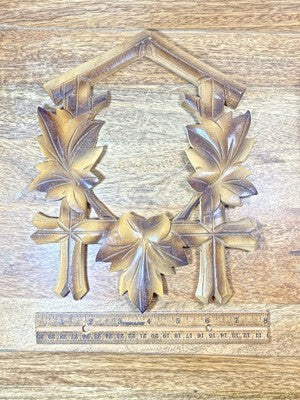 Old Cuckoo Clock  Surround (8 X 10 1/4 Inches) (LL5305)