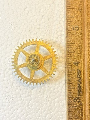 New Haven Clock Movement Time Side 3rd Wheel (See Pics To ID Mvmt) (KD4465)