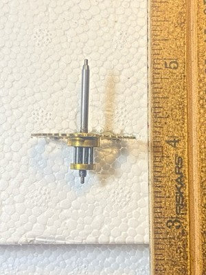 New Haven Clock Movement Time Side 3rd Wheel (See Pics To ID Mvmt) (KD4465)