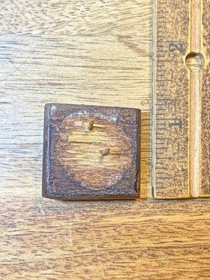 Old Square Wood Clock Foot      (KD4534)