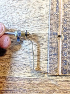 Clock Movement Verge (33.2mm Length, 17.6mm Between Teeth, 1.0mm Pivot) (KD4118)