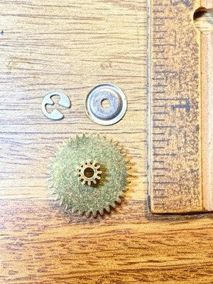 Hermle 1050-021 Clock Movement Minute Wheel   (KD4621)