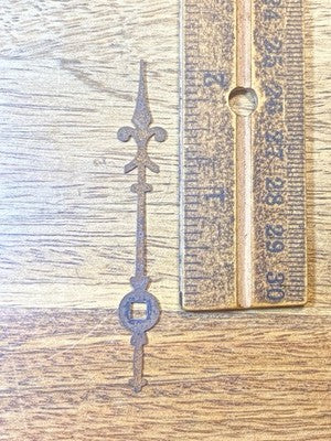 Old Rusty Clock Minute Hand 2 1/8 Inch Long (Arbor Is 3.1mm X 3.2mm (KD4460)