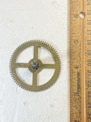 DRGM Clock Movement Time Side 2nd Wheel (See Pics To ID Movement)   (KD2636)