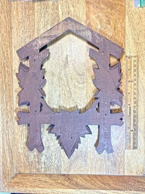 Cuckoo Clock  Surround (9 1/2 X 12 Inches) (LL5307)