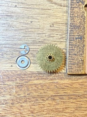 Hermle 1050-020 Clock Movement Minute Wheel (KD4142)