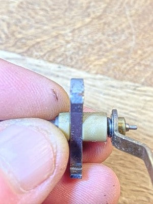 Clock Movement Verge (33.2mm Length, 17.6mm Between Teeth, 1.0mm Pivot) (KD4118)
