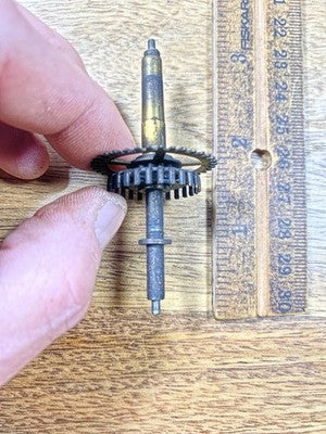 Sessions Clock Movement Hands Post (See Pics To ID Movement) (KD3117)