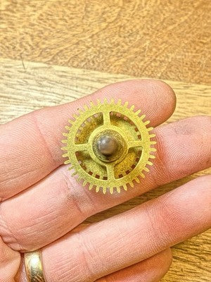 Seth Thomas 89K Clock Hands Post - Vintage Clock Parts KD3490