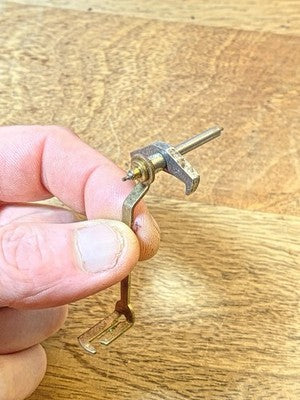 Clock Movement Verge (33.1mm Length, 17.7mm Between Teeth, 1.0mm Pivot) (KD4093)