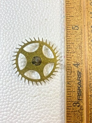 Ingersoll Clock Movement  Escape Wheel (See Pics To ID Movement) (KD3069