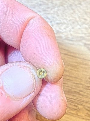 Clock Dial Pan Mounting Screws      (KD4448)