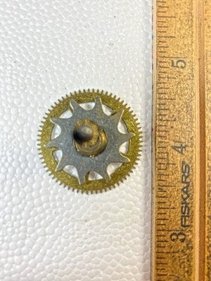 Ingersoll Clock Movement  Strike Side 3rd Wheel (See Pics To ID Mvmt) (KD3072)