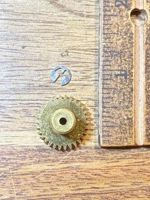 Hermle 1050-020 Clock Movement Small Transmission Wheel (KD4143)