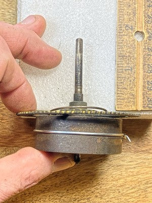 Ingraham Clock Mvmt (Pat 78/79) Time Side Main Wheel (See Pics To ID) (KD2922)