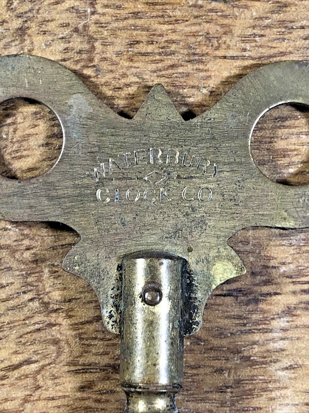 Antique Waterbury Clock Key 5 / 3.50mm  (Key Lot KA5058)
