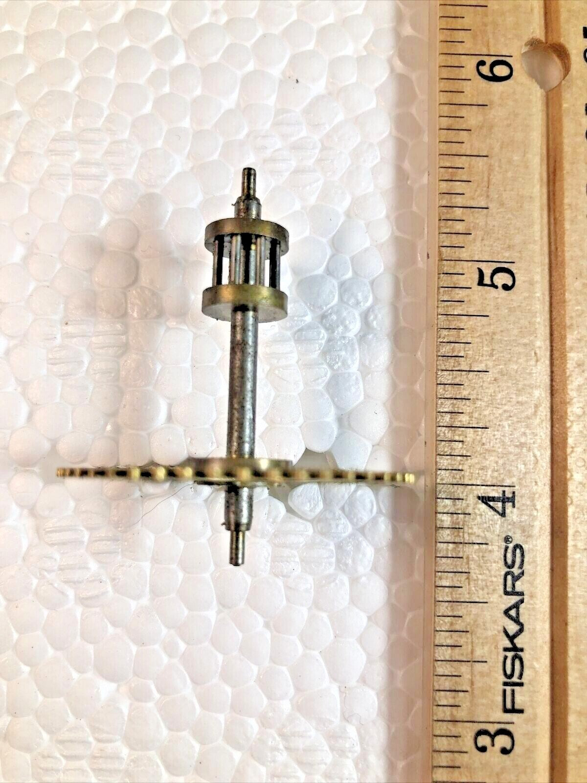 Gilbert Clock Movement (Stamped 18) Time Side 3rd Wheel (See Pics to ID) (K7293)