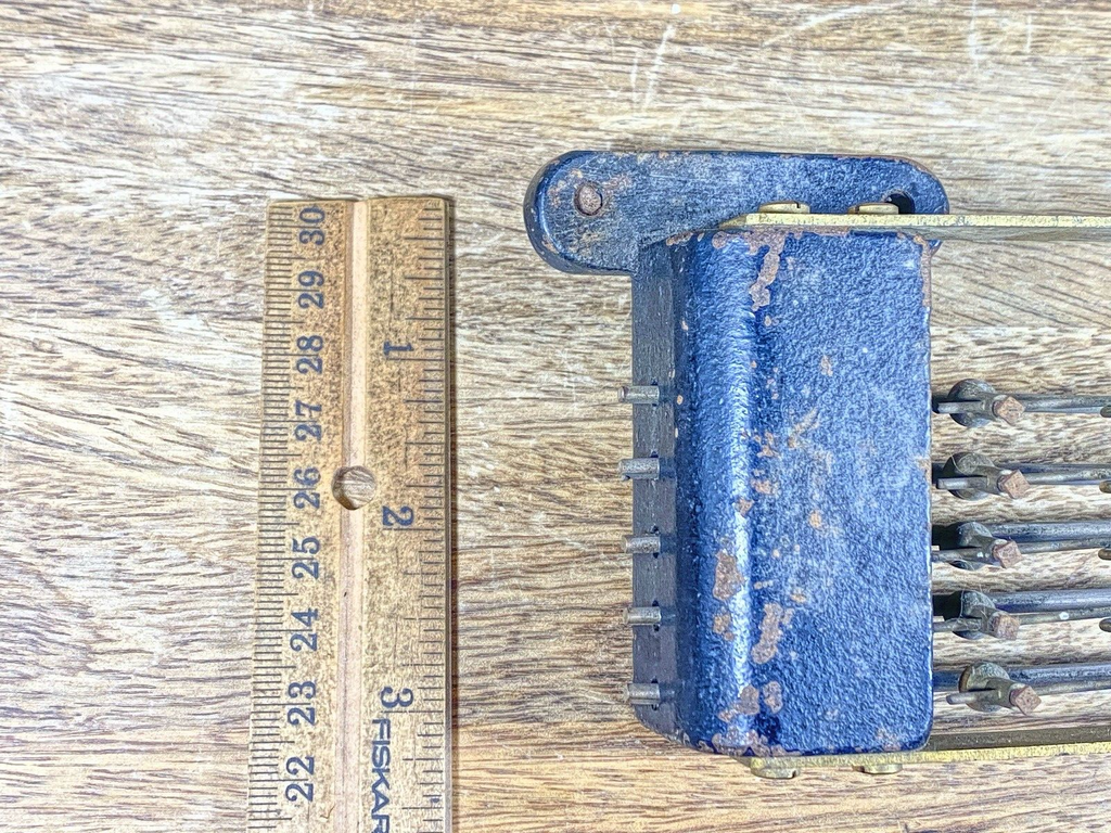 5 Rod Clock Chime Bar 12 Inches Long (HAC, Hamburg American ?)     (LL5206)