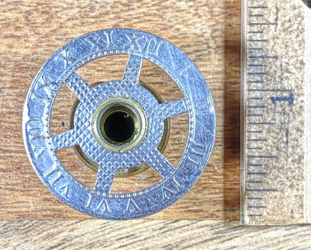 Old Kitchen Clock Alarm Setting Wheel (Unknown Make)    (KD106)