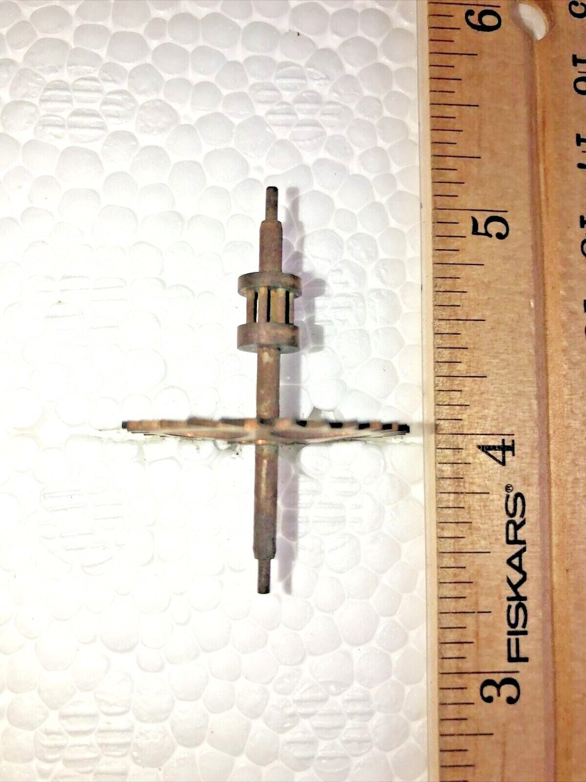 Gilbert Clock Movement (Stamped 1904)  Escape Wheel (See Pics to ID)   (K7328)