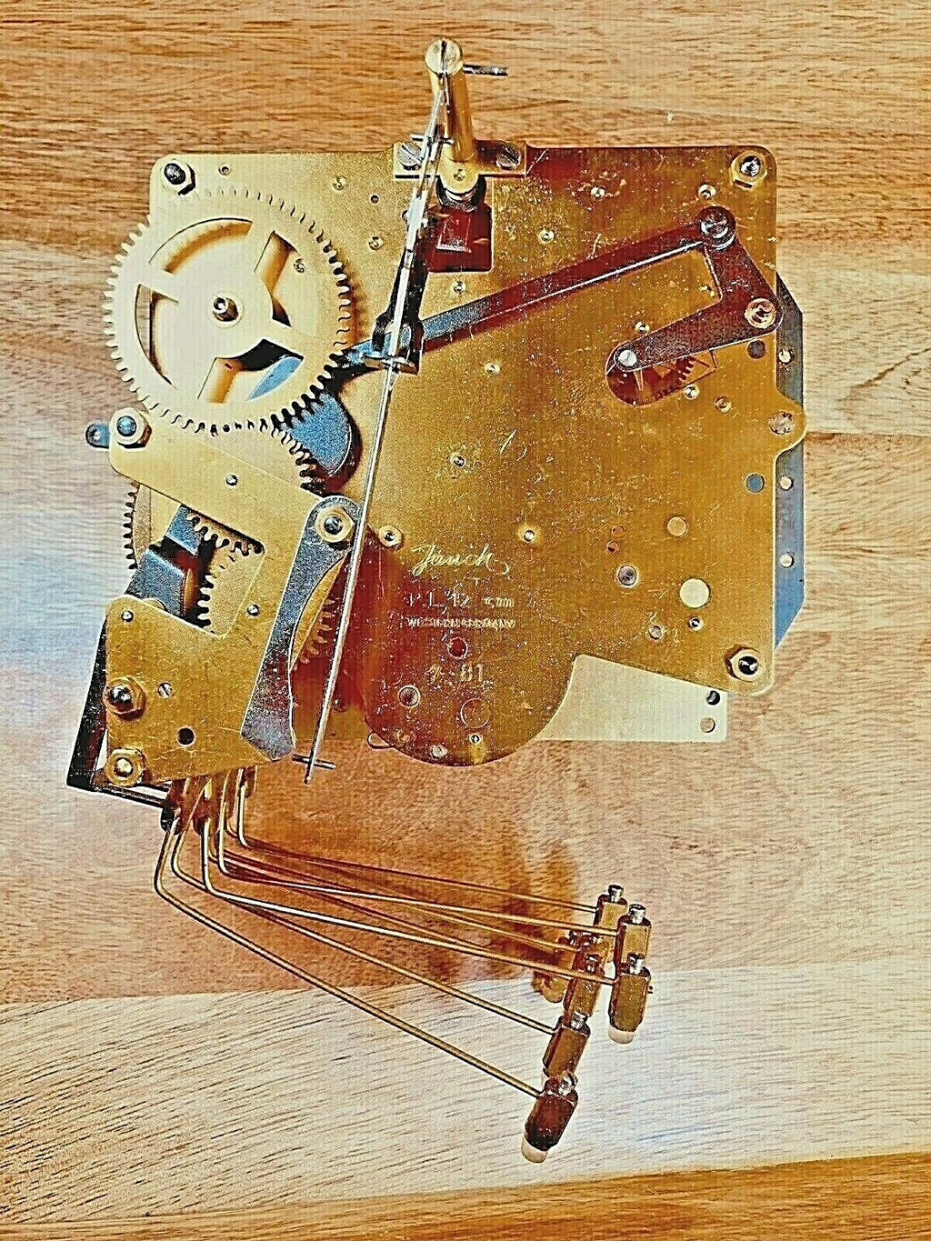 Jauch Triple Chime Clock Movement Pallet Nut (See Pics to ID Mvmt) (K6136)