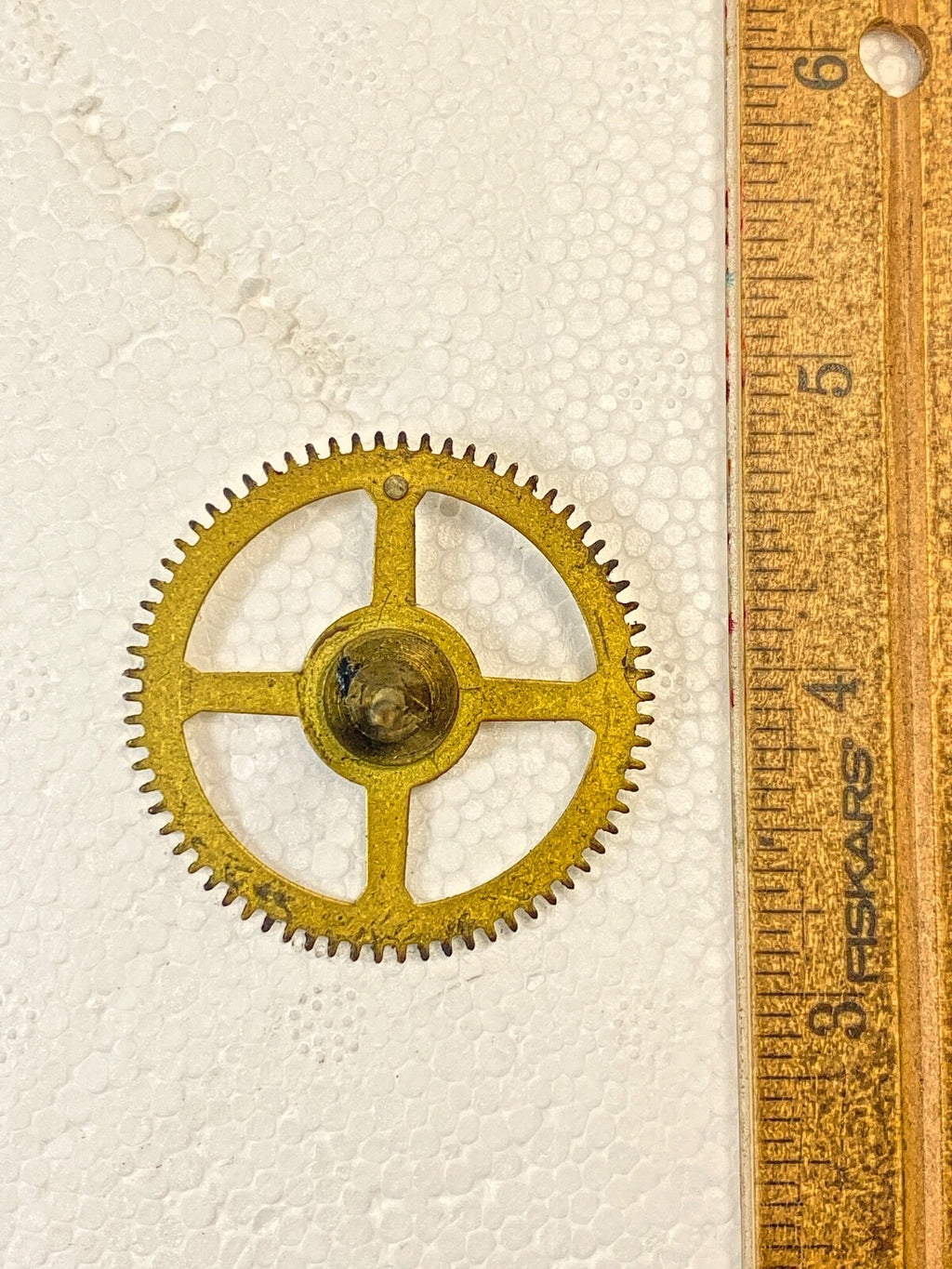Ingraham (Stamped 12 33) Clock Movement Strike Side 4th Wheel (KD2709)