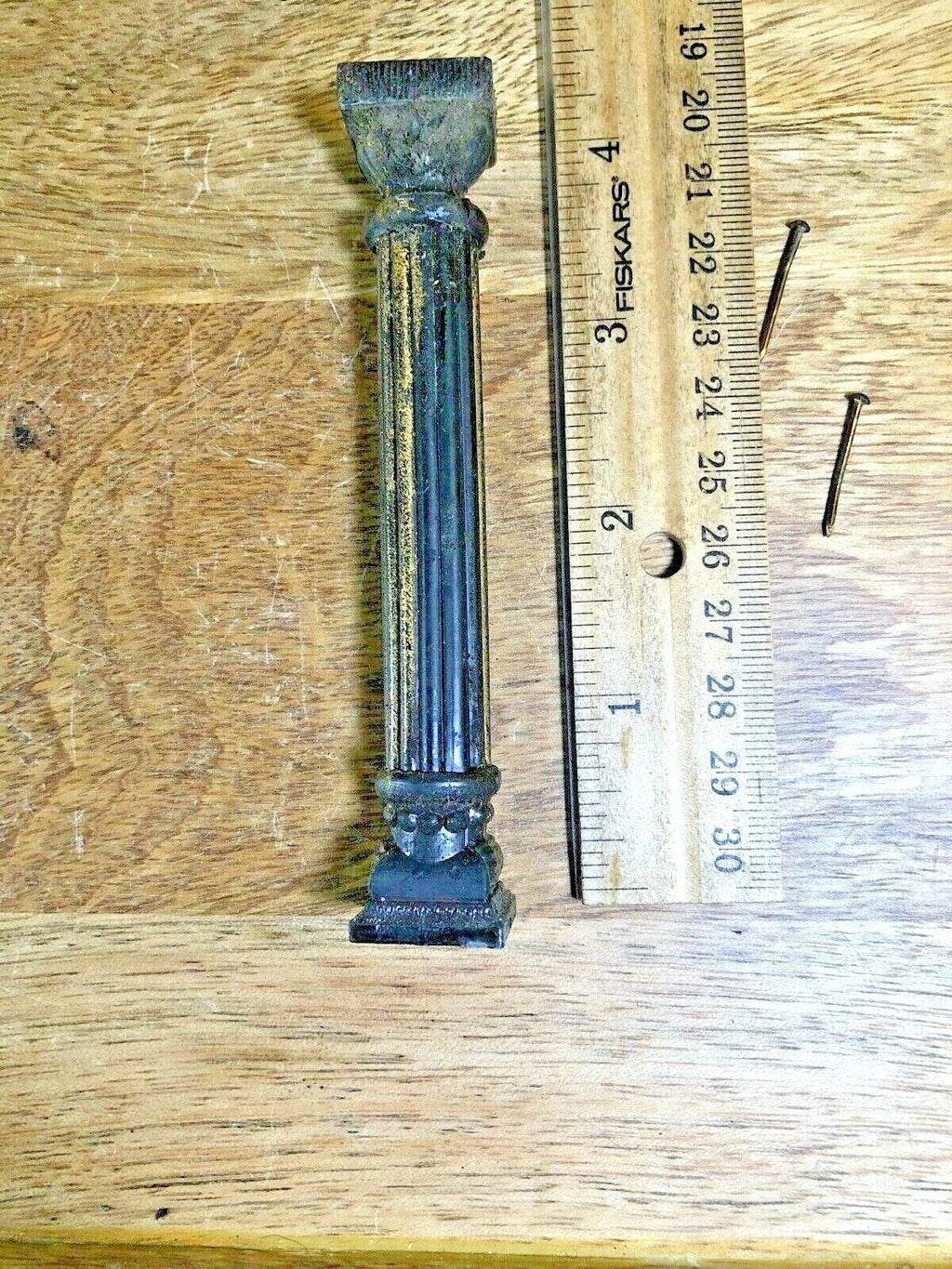 Antique Mantel Clock Column 4 1/4 Inches Tall (Full Round)   (K1609)