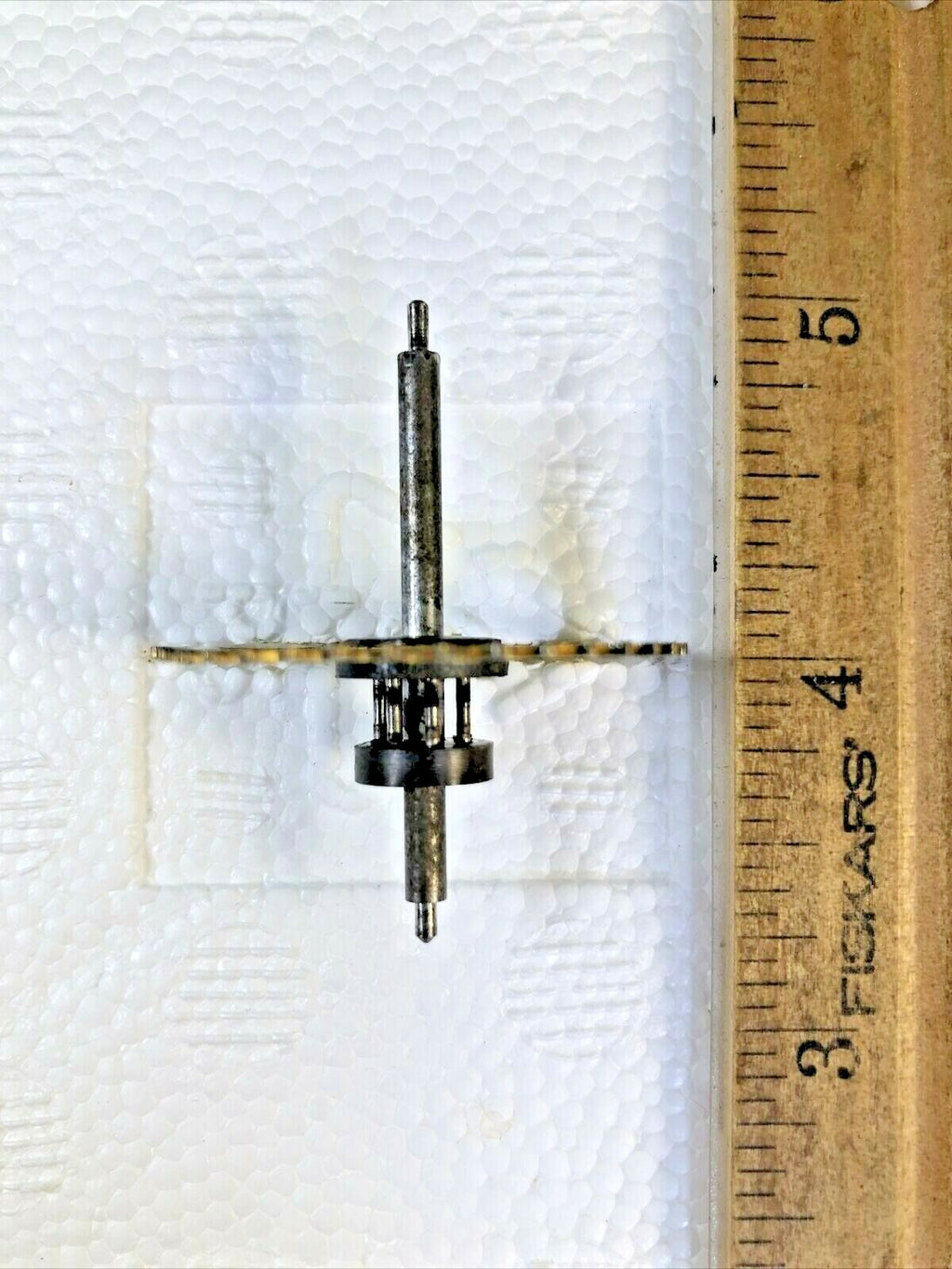 Made In Japan Clock Movement Time Side 4th Wheel (See Pics to ID Mvmt) (K6385)