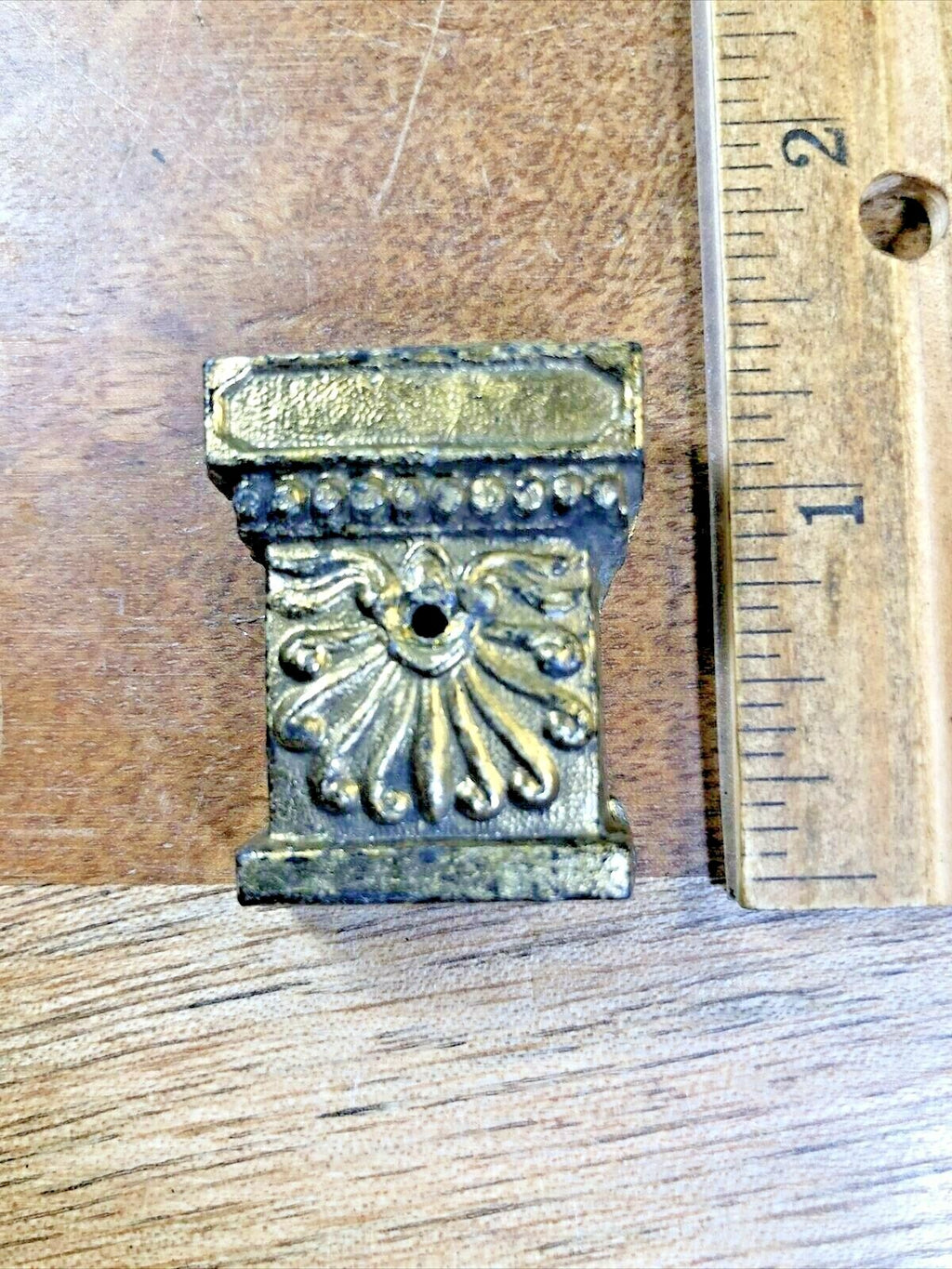 Antique Square Mantel Clock Column Capitol (Top) Or Base                 (K6680)