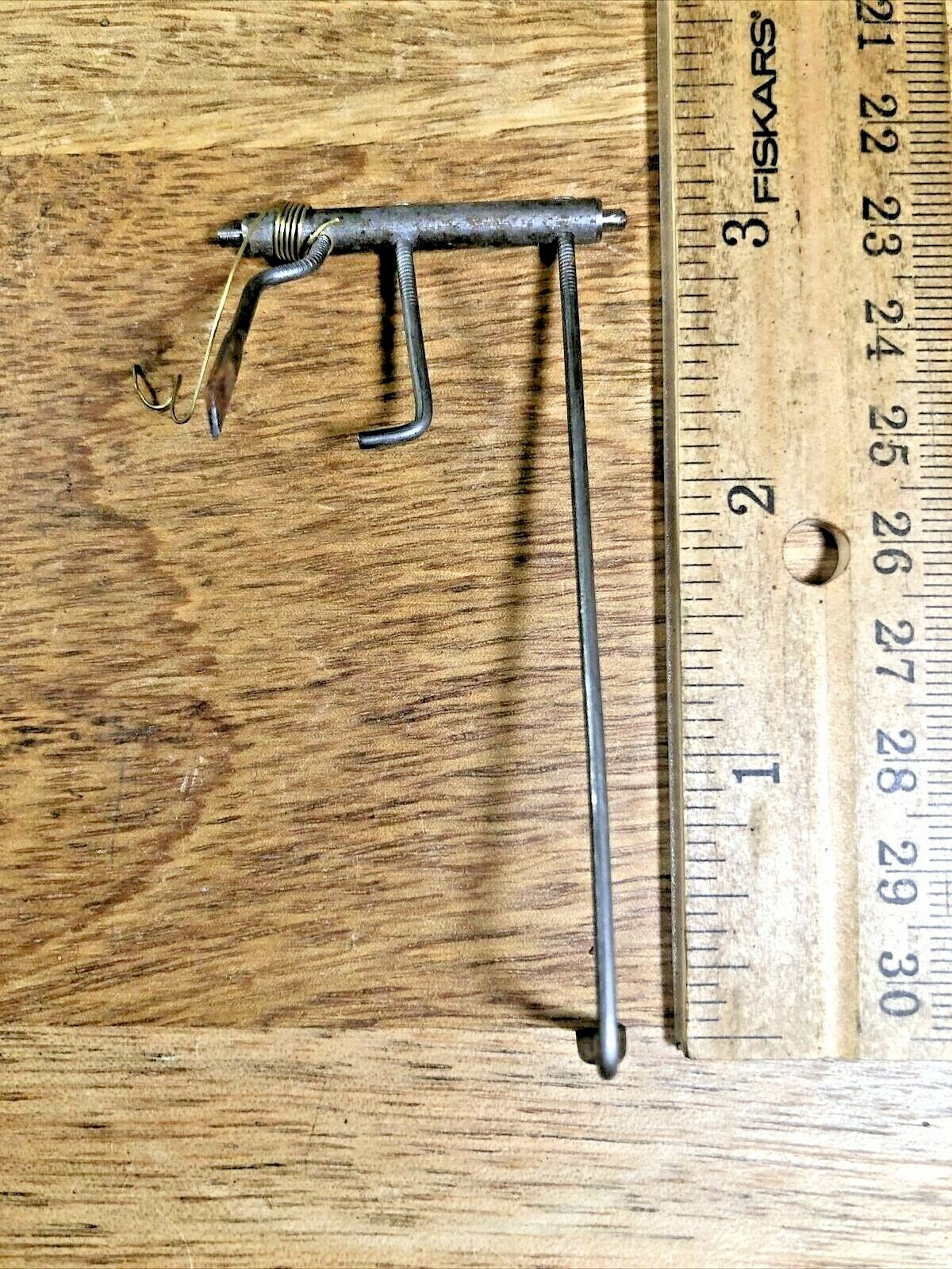 8 Day Clock Movement Count Wheel Lever Pivot is 1.54 Inches Long X .08" (K5520)