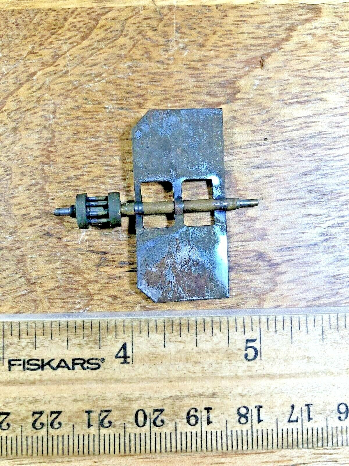 Old Gilbert 8 Day Clock Movement Fan Assembly (Lot K3030)