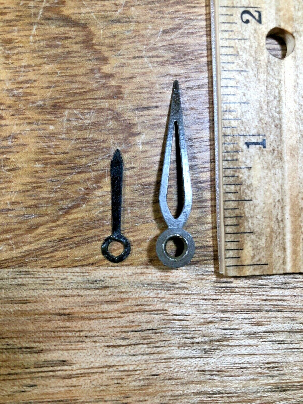 Clock Hands                     (Clock Hands Lot K1431)