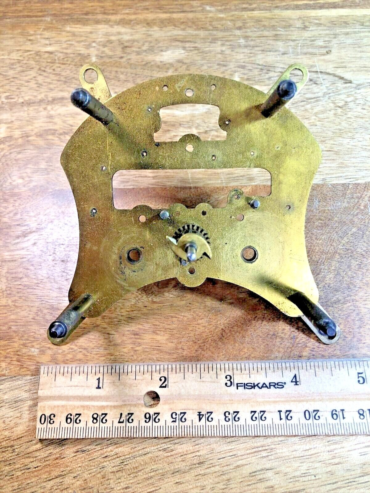 Waterbury "Marvel" Clock Movement Front Plate (Pivots Look Good)    (K7660)