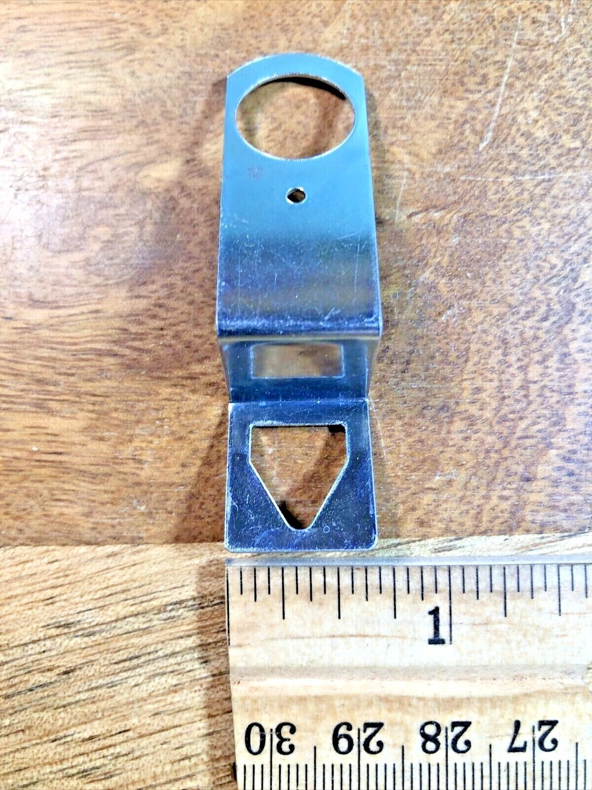Clock Hanger            (K7523)