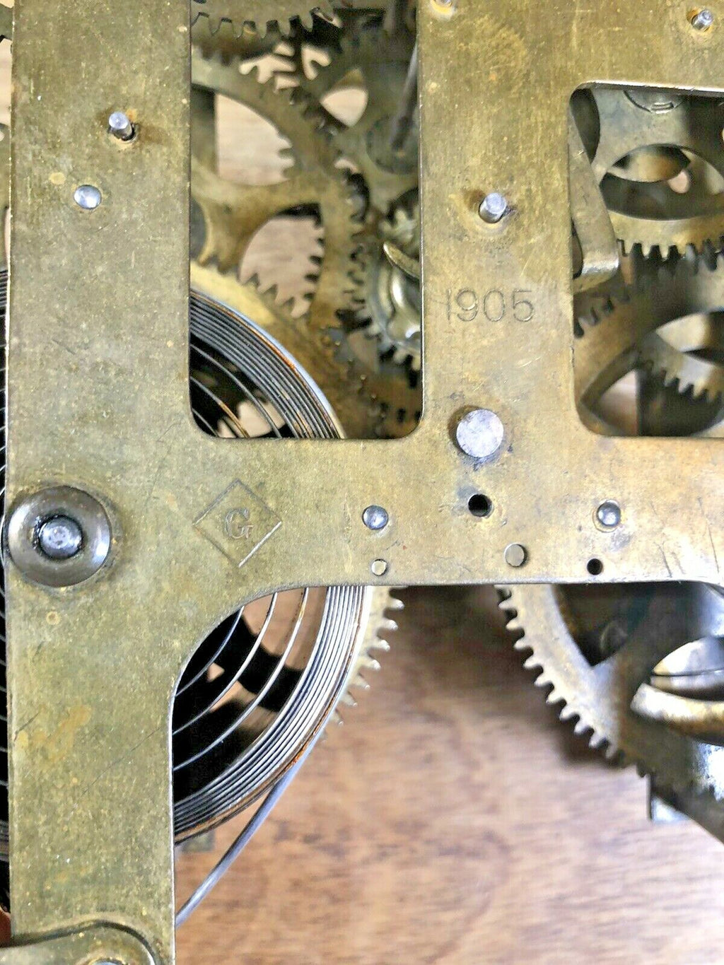 Old Gilbert 8 Day Clock Movement Fan Assembly  (K5612)