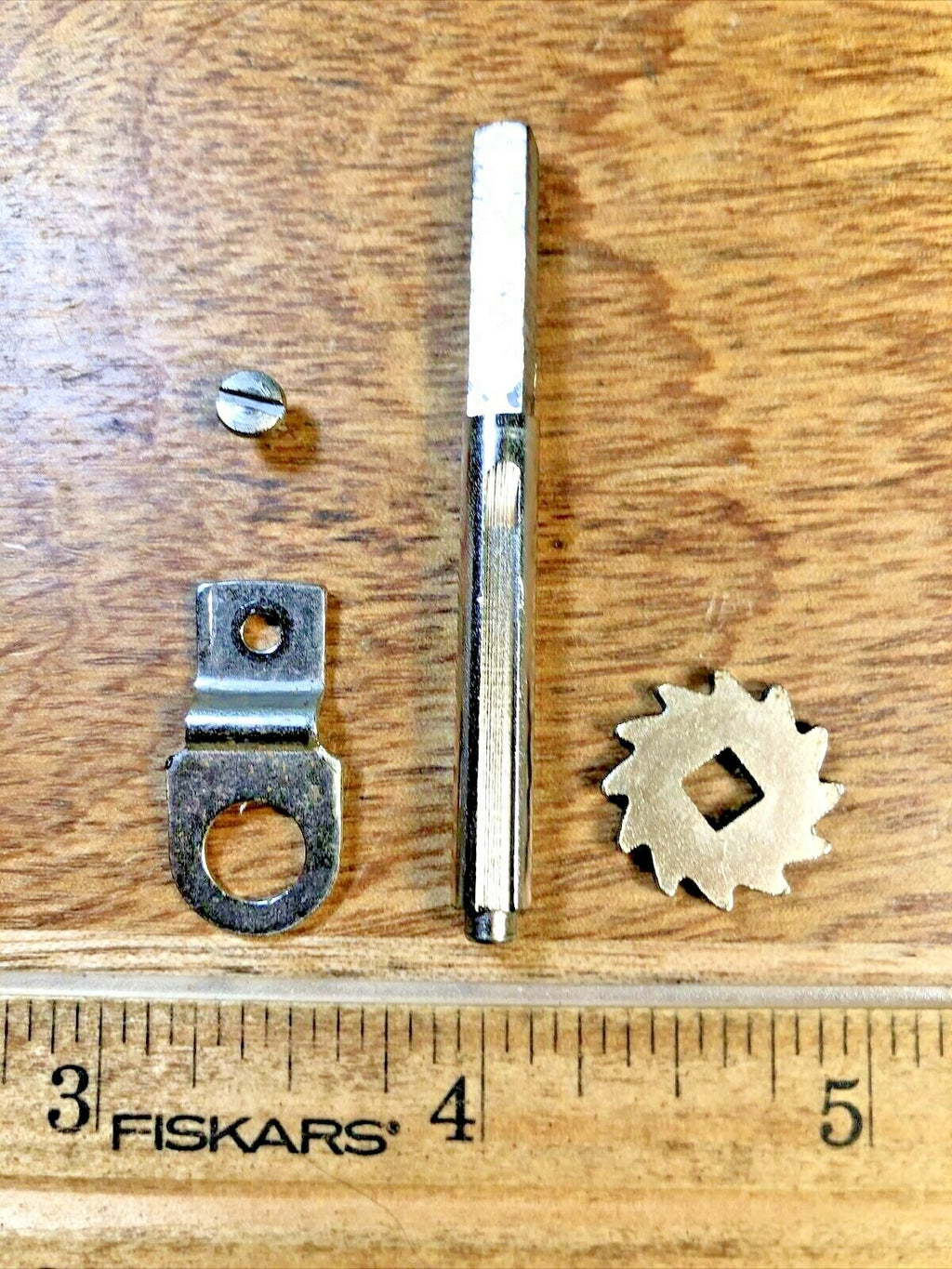 Seth Thomas A401-003 Clock Movement Ratchet Wheel Assembly    (K5812)