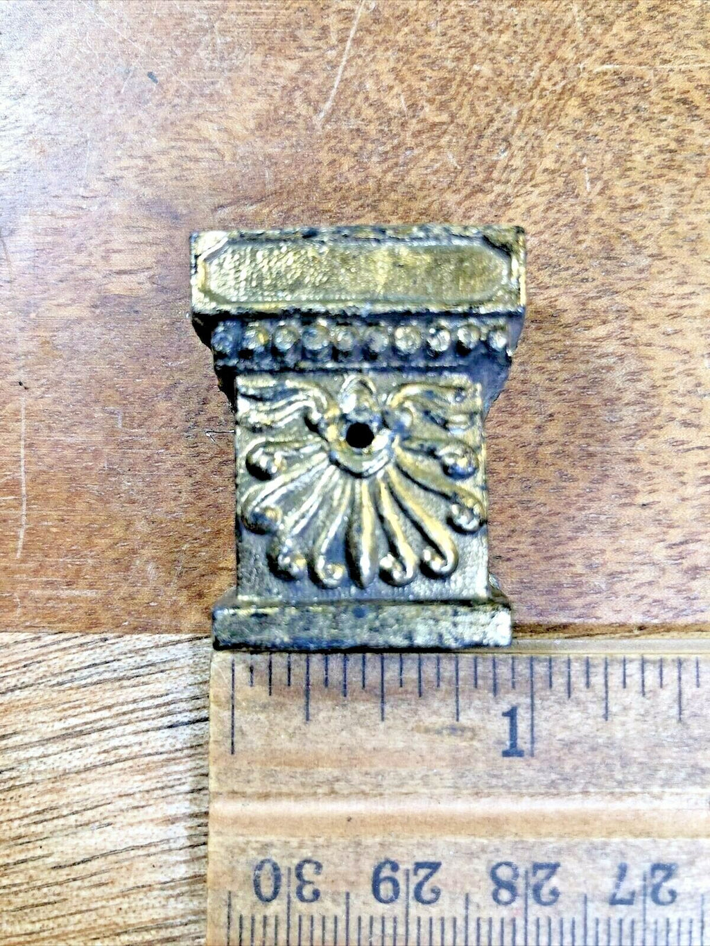 Antique Square Mantel Clock Column Capitol (Top) Or Base                 (K6680)