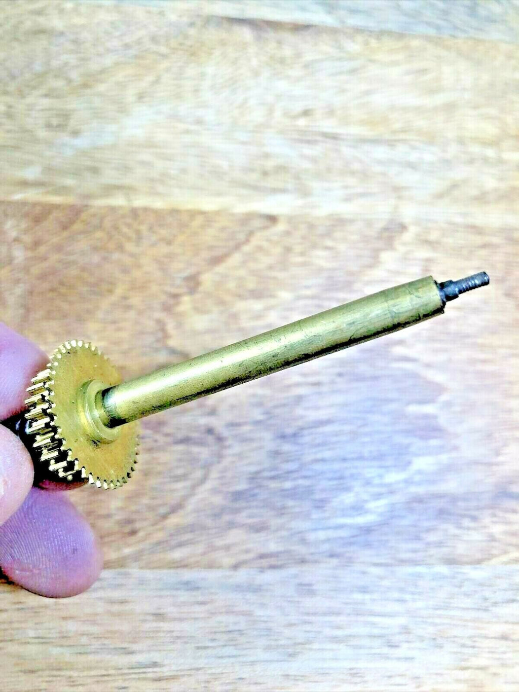 Korean 8 Day Clock Movement (Nam Young) Minute Wheel (Hands Post) (K5682)
