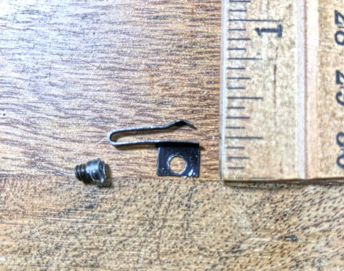 Old Kienzle Clock Movement Click Wheel Spring (See Pics To ID Mvmt)   (K8866)