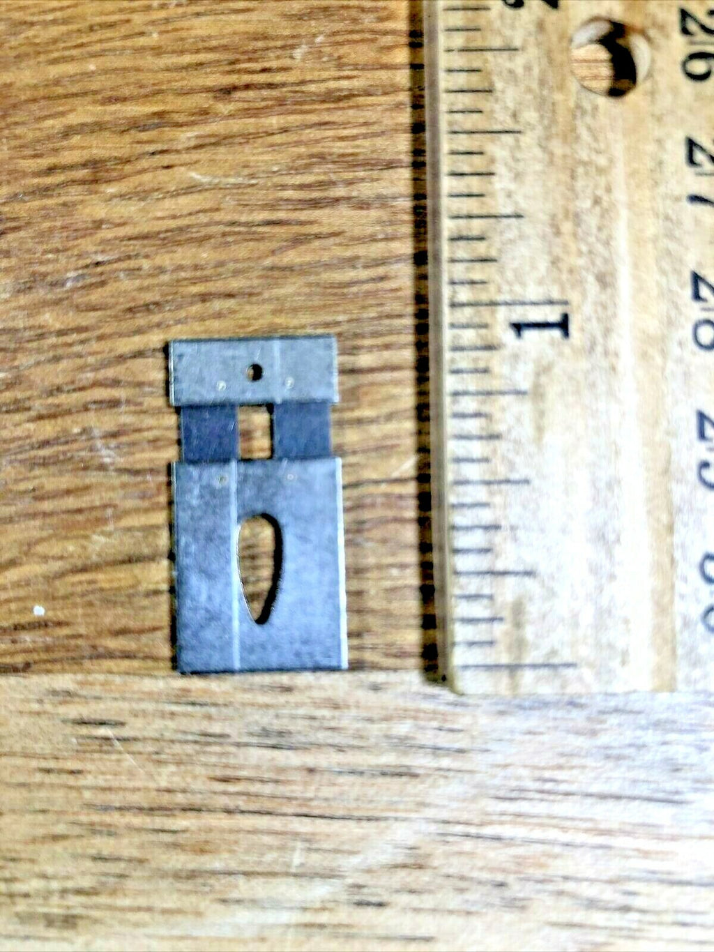Clock Pendulum Suspension Spring, 24.60mm X 12.3mm       (KA5108)