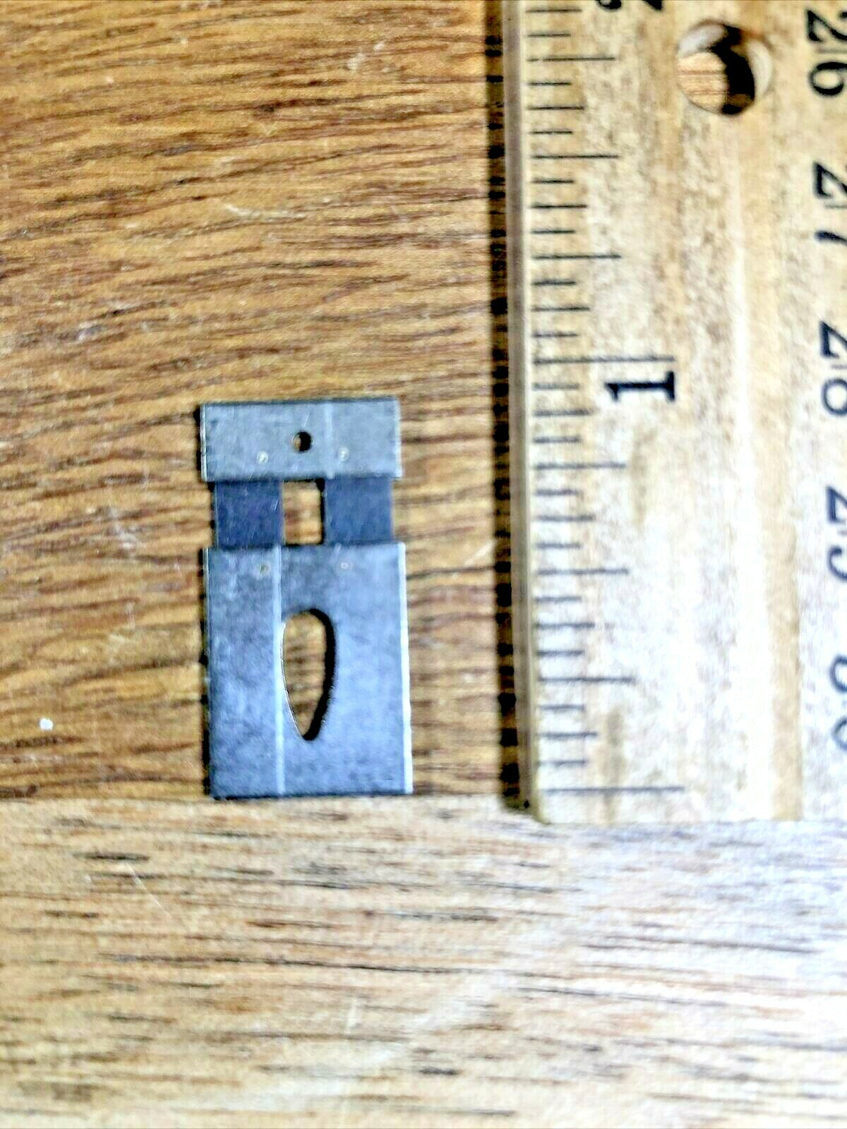 Clock Pendulum Suspension Spring, 24.60mm X 12.3mm       (KA5108)