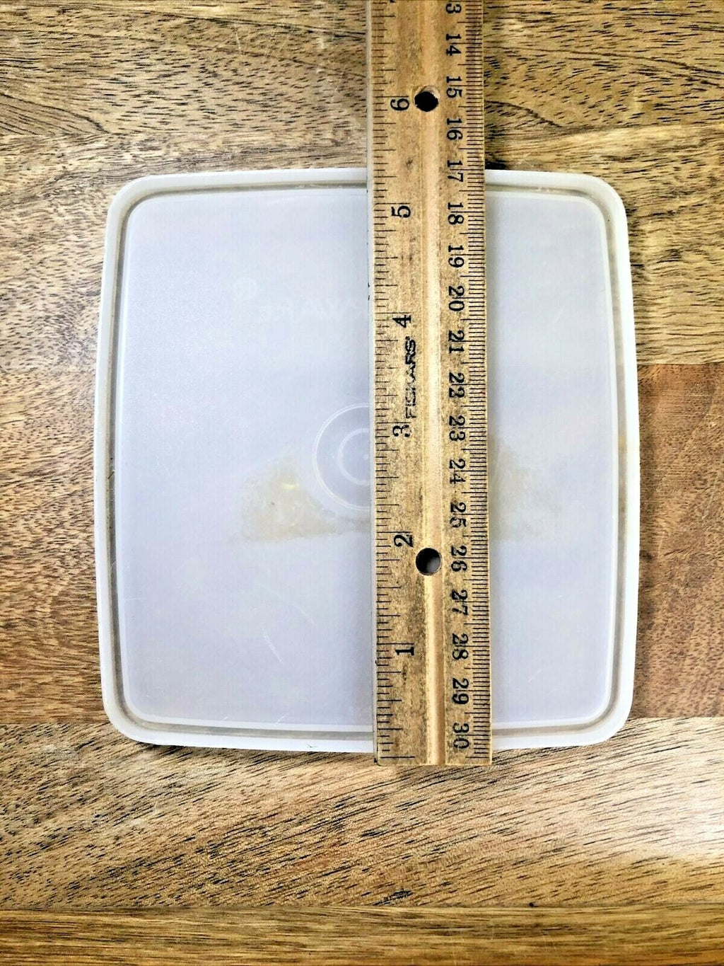 Vintage Tupperware Lid 5 3/8 Inch X 5 Inch (KK5114)