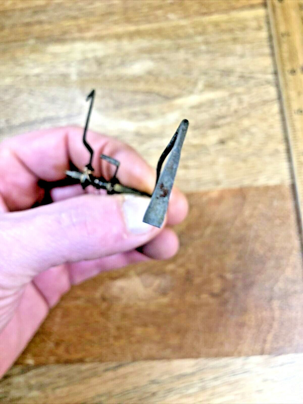 Old Sessions Clock Movement Count Wheel Lever (See Pics To ID Mvmt)   (K6569)