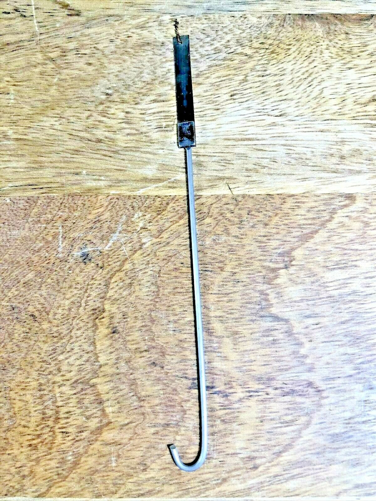 Gilbert 8 Day Clock Movement (Stamped 23) Pendulum Rod and Spring (K5643)