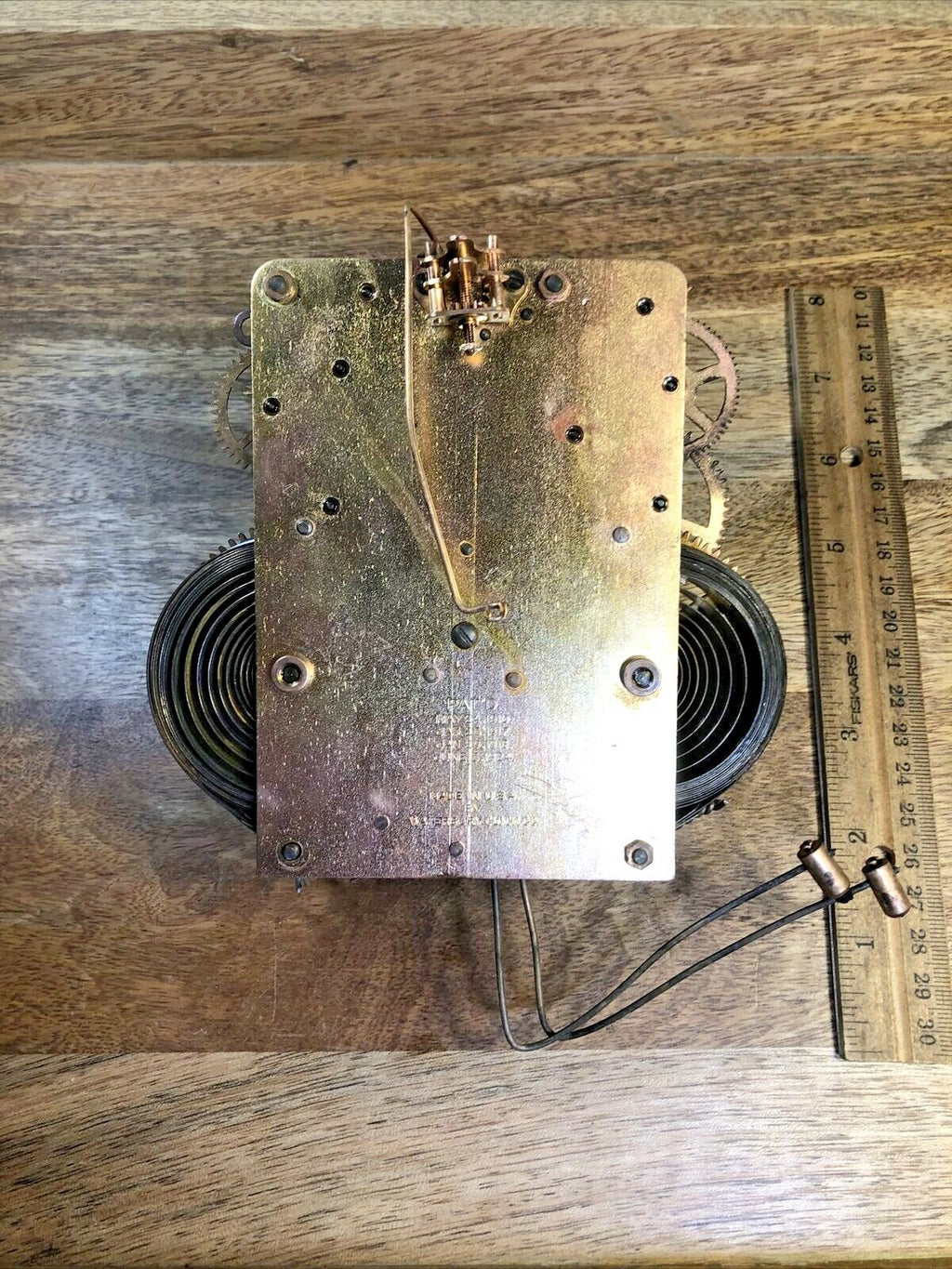 Old Solid Back Waterbury Clock Movement Fly Assembly (See Pics to ID)   (K6536)