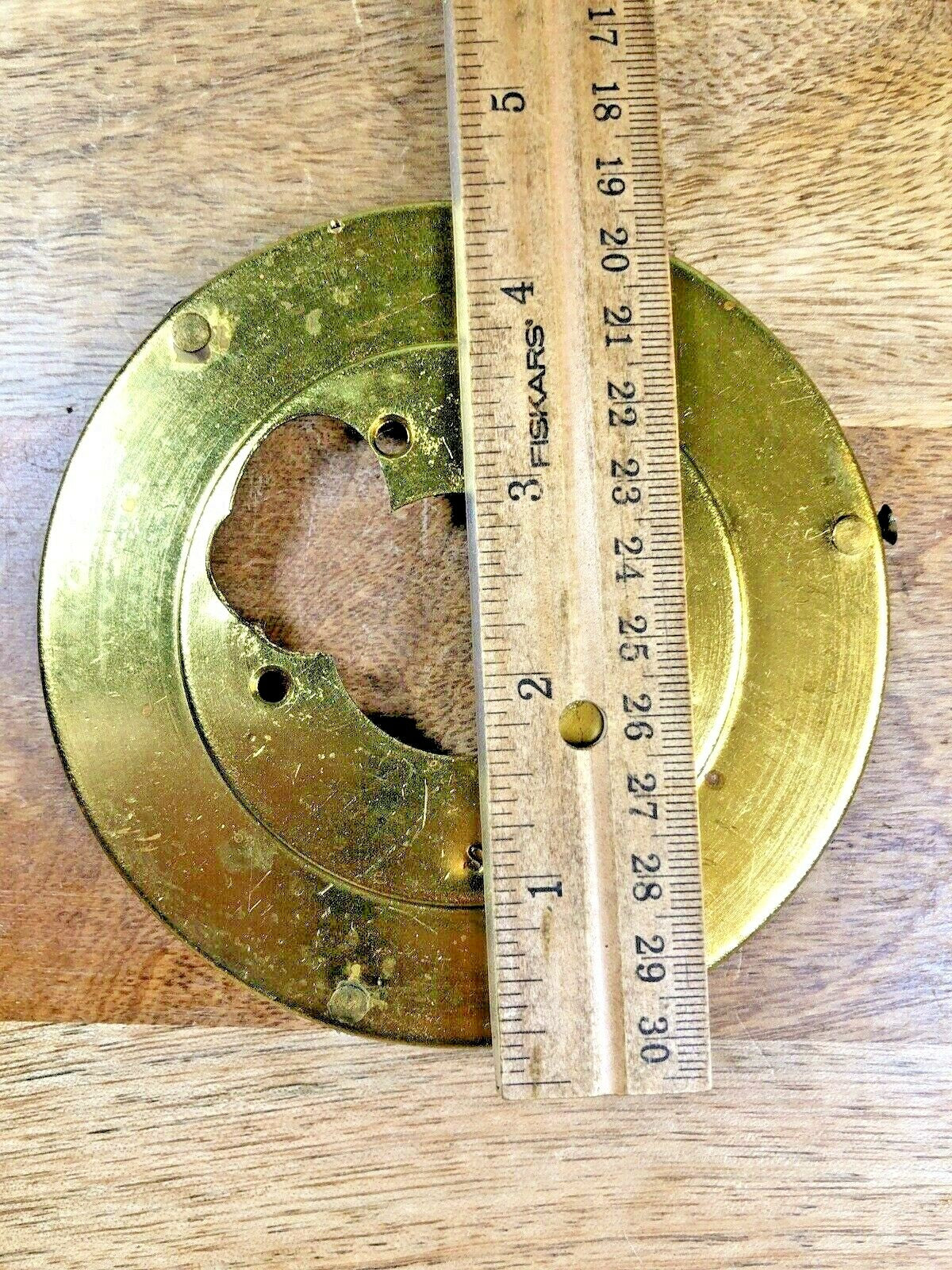 Old Clock Dial Pan Mounting Plate 4.47 Inch Or 113.76mm Outer Diameter (K6087)